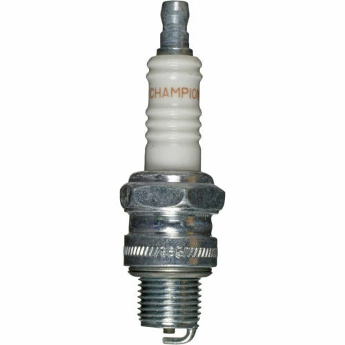 Champion Copper Plus Small Engine- Boxed - L82C, 811 3 Champion Copper Plus Small Engine- Boxed - L82C, 811